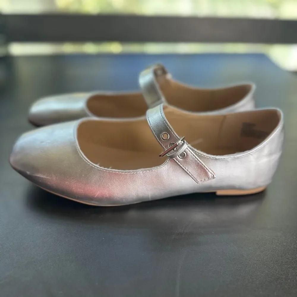 Me Too Elegant Silver Buckle Flats Size 10